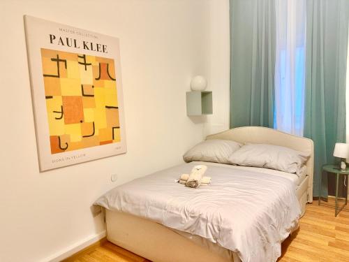 Central Spacious Apartment with Free Parking