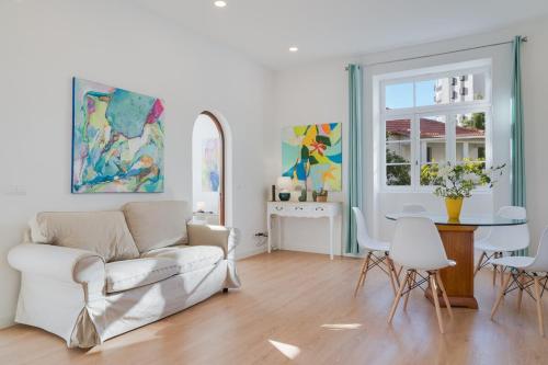 Funchal Garden, Games Room & Parking