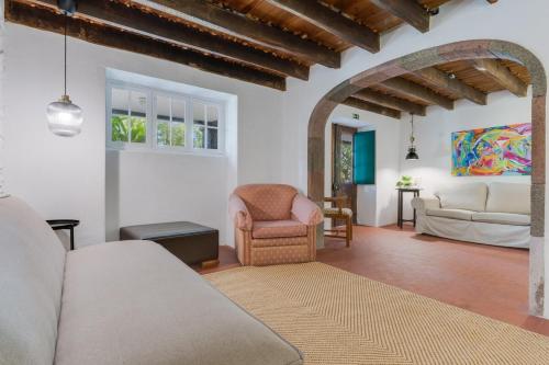 Funchal Garden, Games Room & Parking
