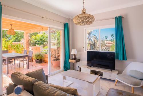 Beach Apartment With Large Roof Terrace