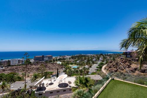 Aura Majestic - Ocean View & Wellness