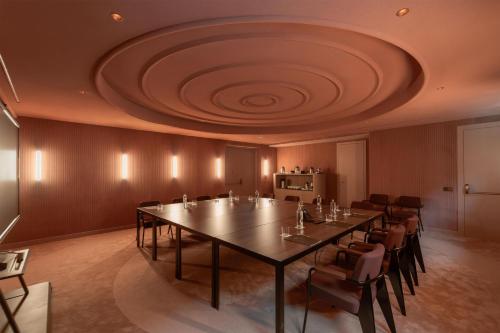 Hotel Palacio Bellas Artes San Sebastian, Curio Collection by Hilton