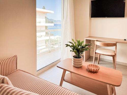 Yialos by Lithos & Key - 1 bdr with sea view