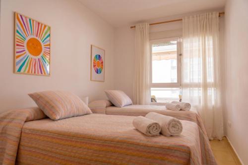 2 BD Apartment Pool Padel Beach