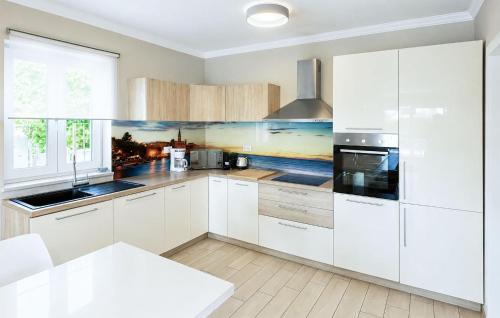 Stunning Home In Porec