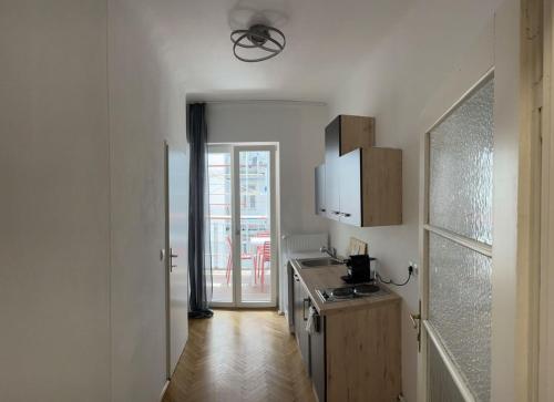 Bright & Modern City Apartments - Close to Center