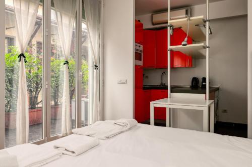 The Cozy Terrace Suite - Isola District