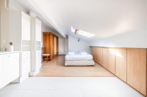 Bright & Central Duplex - Near the Eiffel Tower