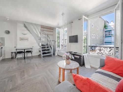 Bright & Central Duplex - Near the Eiffel Tower