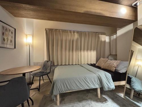 1min from Train Station, "The Firmament" Namba Vacation Rental,Daikokucho,UPGRADED in 2026