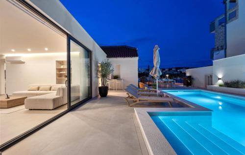 Gorgeous Home In Sibenik