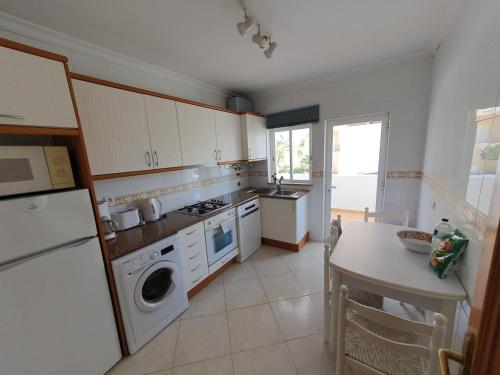 Ground Floor Laguna Golf Gem I Direct Pool & Garden Access