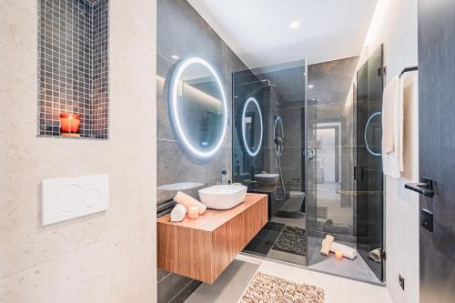 Casa Albatroz - com Rooftop e Jacuzzi em Albufeira