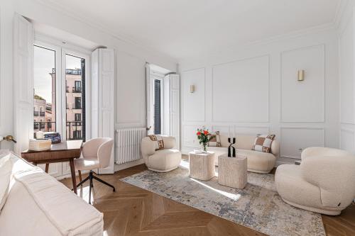 Waou Malasaña Luxe- Short Term Rental