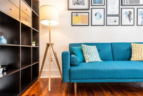 Bright & Central 1 Bedroom Apart.-w/AC+Heating