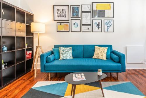 Bright & Central 1 Bedroom Apart.-w/AC+Heating
