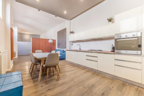 èROMA TRASTEVERE LUXURY LOFT