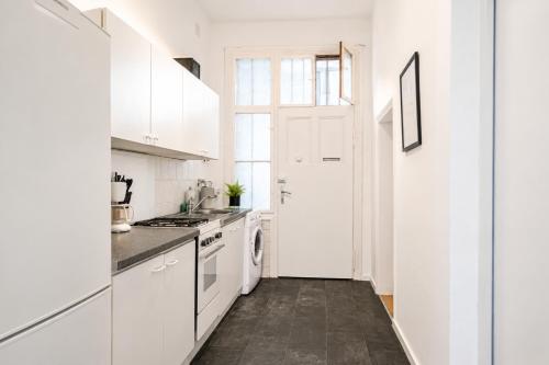 Comfertable 1BR Apartment very Central In Vienna