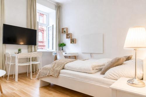 Elegant Urban 1BR Apartment Near Top Attractions