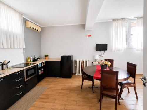 Guest House Roma private Rooms