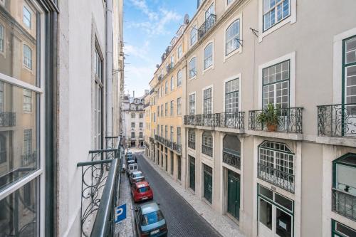 Charming Baixa 3BR with Balcony by LovelyStay