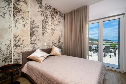 Brand new Lux apartment G & L with hot tub