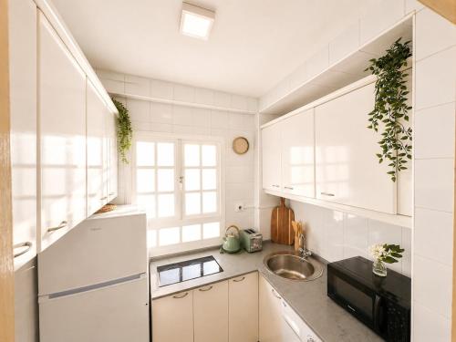 Apartamento Premium Centro Sevilla 2 Dormitorios y 2 Balcones Junto Catedral y Giralda