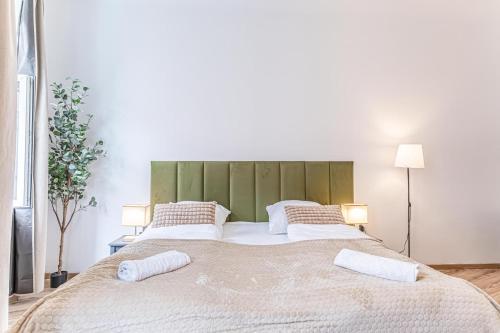 Stylish 1BR Apartment Near Schönbrunn & Westbahnhof Ideal for Longstays