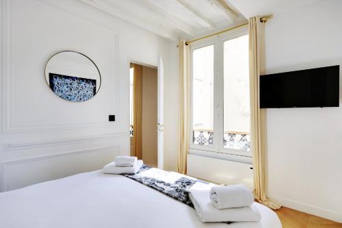 Pick A Flat's Apartment on Montorgueil - Rue des Petits Carreaux
