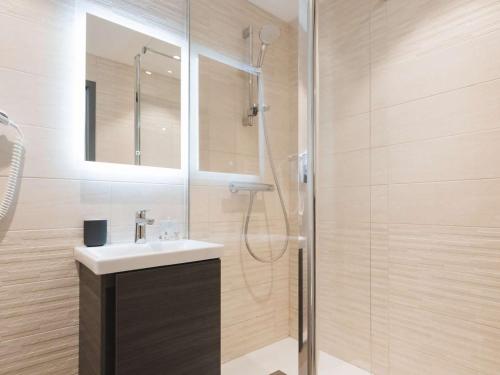 Apt cosy 4 pers, 2 ch, rénové, départ ski aux pieds