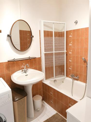 Agay One Bedroom