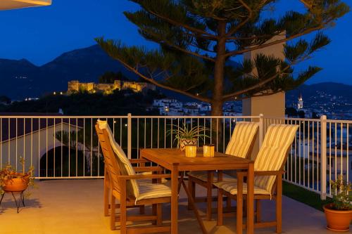 Kalamata Cozy Nest with Panoramic Views