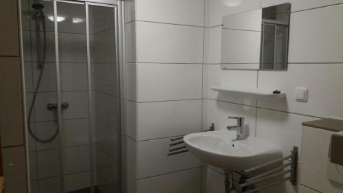 Kylpyhuone majoituspaikassa Appartementhaus Gastein / Haus Sammie