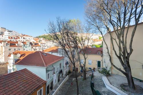 Bright and Peaceful City Centre Retreat