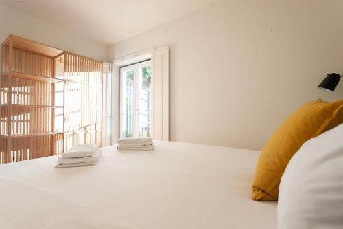 Bright and Peaceful City Centre Retreat