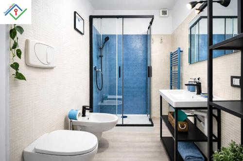 The Glassbridge - Design Loft con Patio Privato vicino Stazione e Tram