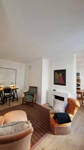 My Peaceful Haven in Center Paris Bastille