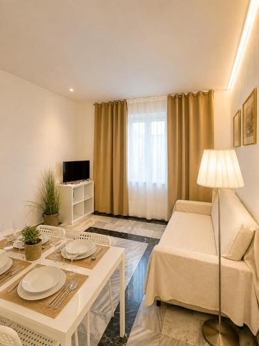 Junto a calle Alcalá, con terraza privada