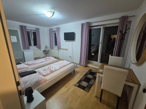Vienna Room Nr 11