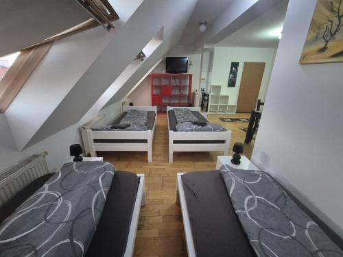 Vienna Room Nr 14