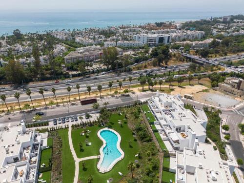 Corner property-free parking-Pool-close to beach - Acgua Garden B-1-BA