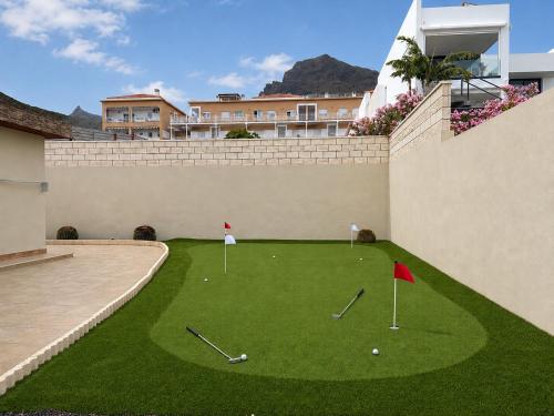 Villa Sol Costa Adeje Heated Pool Putting Green Sleeps 8