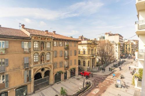 Brera Garibaldi Nenea Collection
