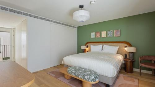 1-bedroom Townhouse with Rooftop in Central Lisbon