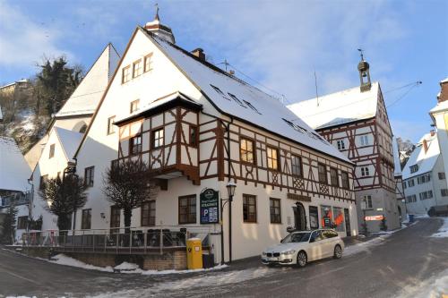 Galeriebild der Unterkunft Hotel-Restaurant Straussen in Harburg