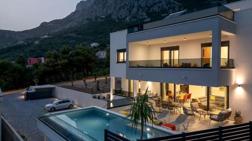Villa Baculla by Villas Guide