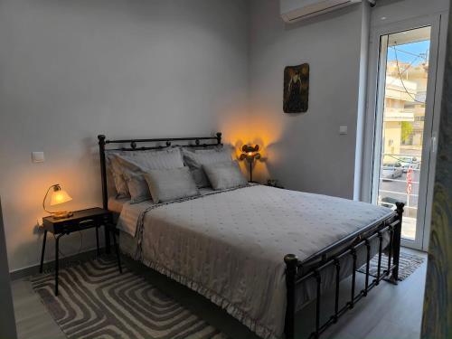 Grandma's Premium Stay, Fiber, near Piraeus Port