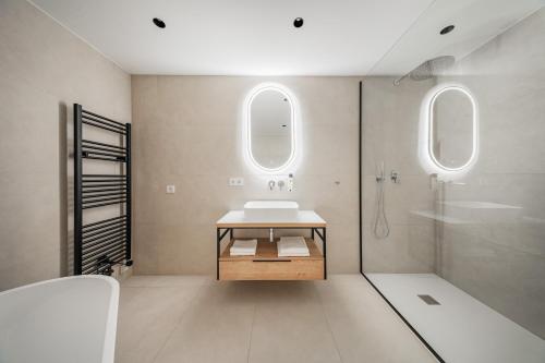 HOME1 - MaisonXV Aparthotel