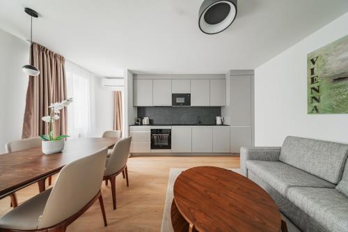 HOME1 - MaisonXV Aparthotel