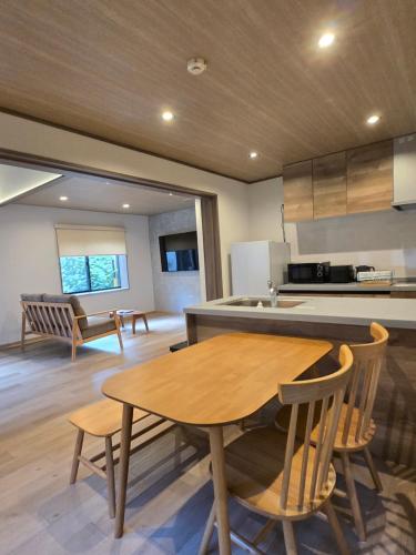 Renovation 2026 Cottage Hotel Fenice Hakuba 2-Bedroom house - 1km to Hakuba Goryu
